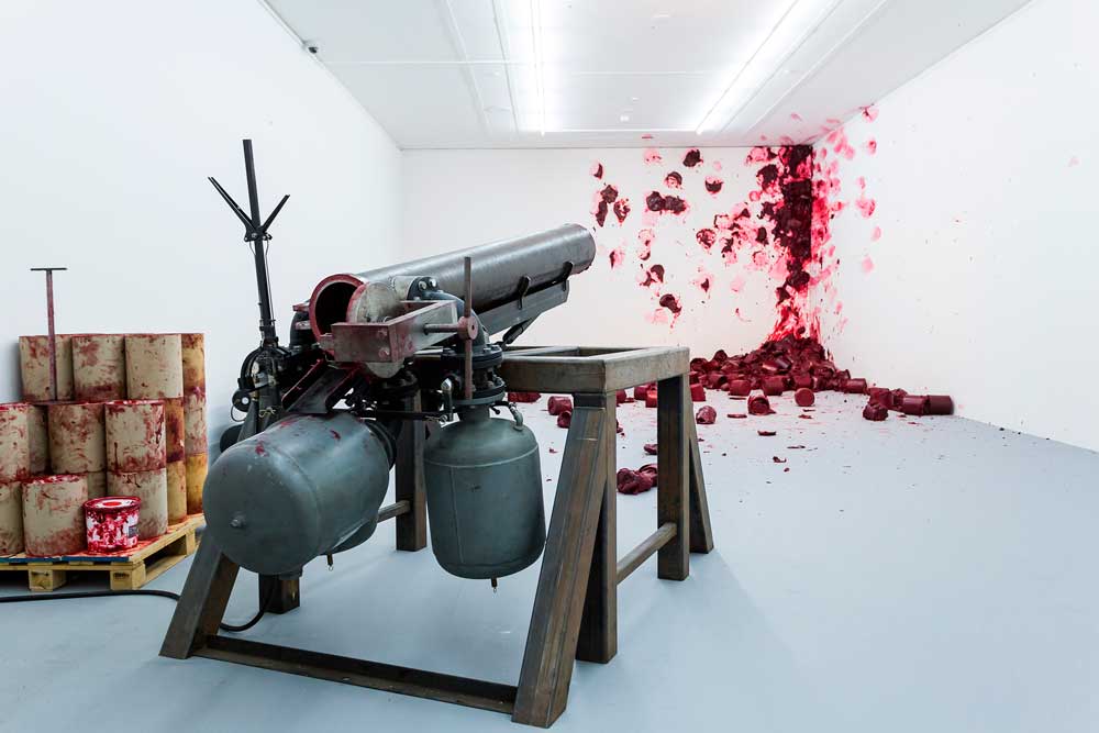 Anish Kapoor «Surge»
